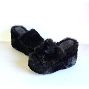 YRU Women's Black Gravity Faux Fur Sandals Platform Wedge Sz 9 Peep Toe